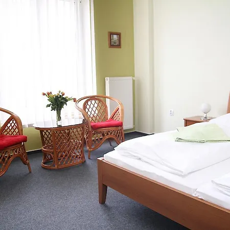 بيت ضيافة Milotin زوبيريتس