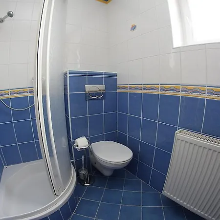 بيت ضيافة Milotin